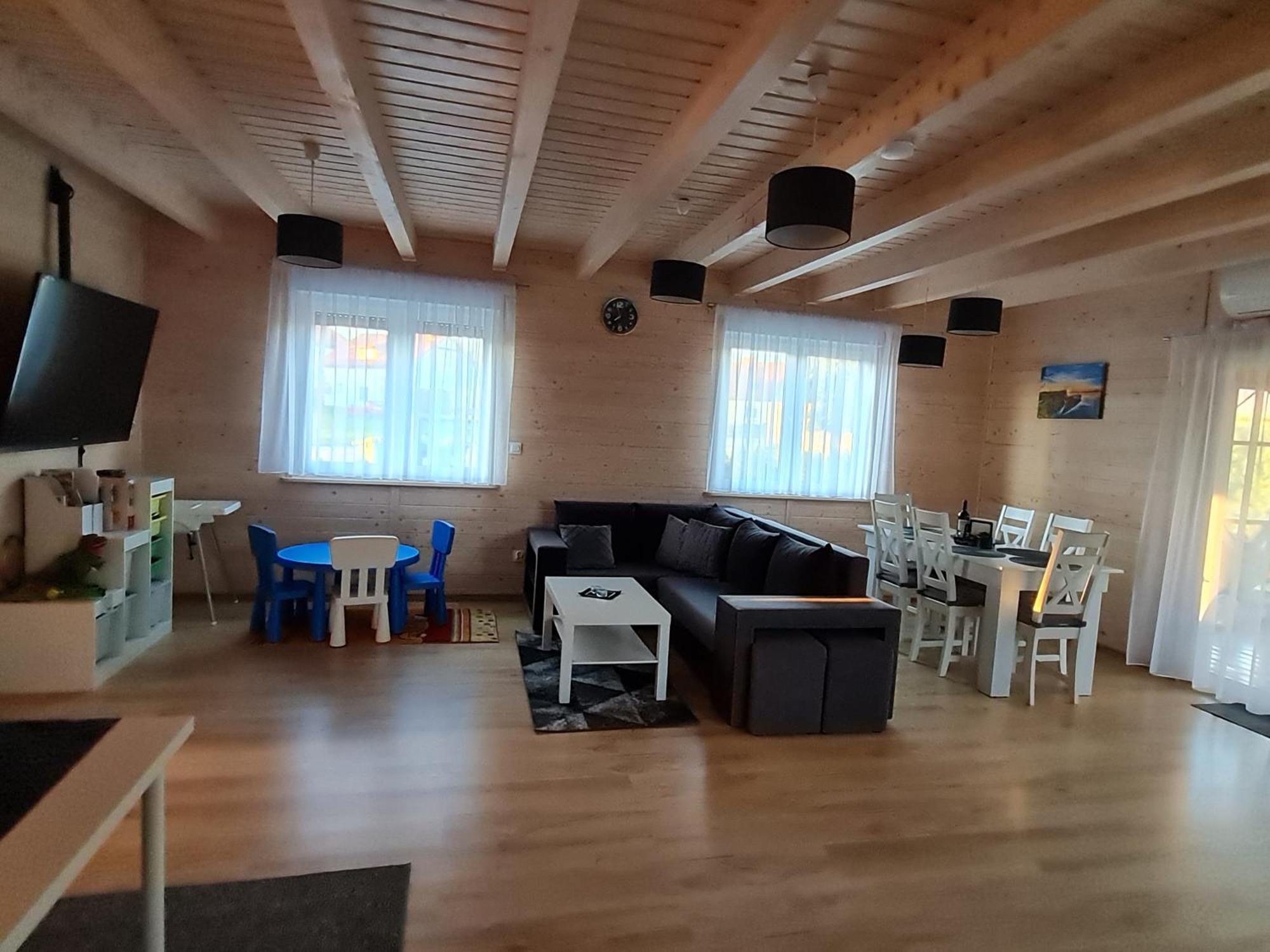 Sloneczny Zakatek Villa Lubrza  Ngoại thất bức ảnh